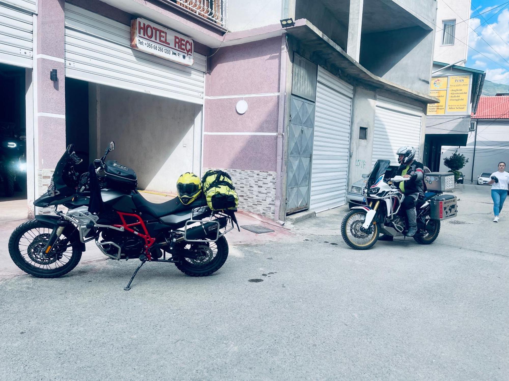 Hotel Reci Peshkopi المظهر الخارجي الصورة
